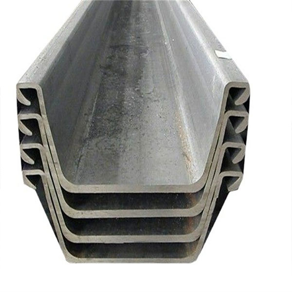 Свалка стального листа